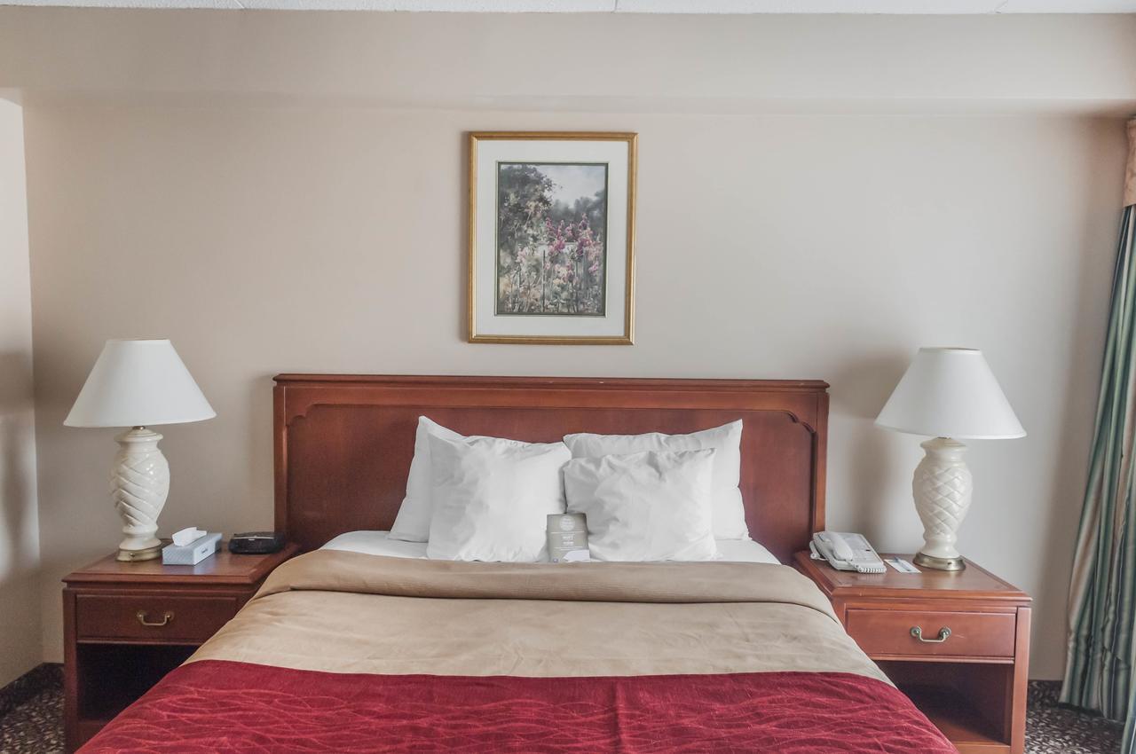 Comfort Inn Meadowvale Mississauga Dış mekan fotoğraf