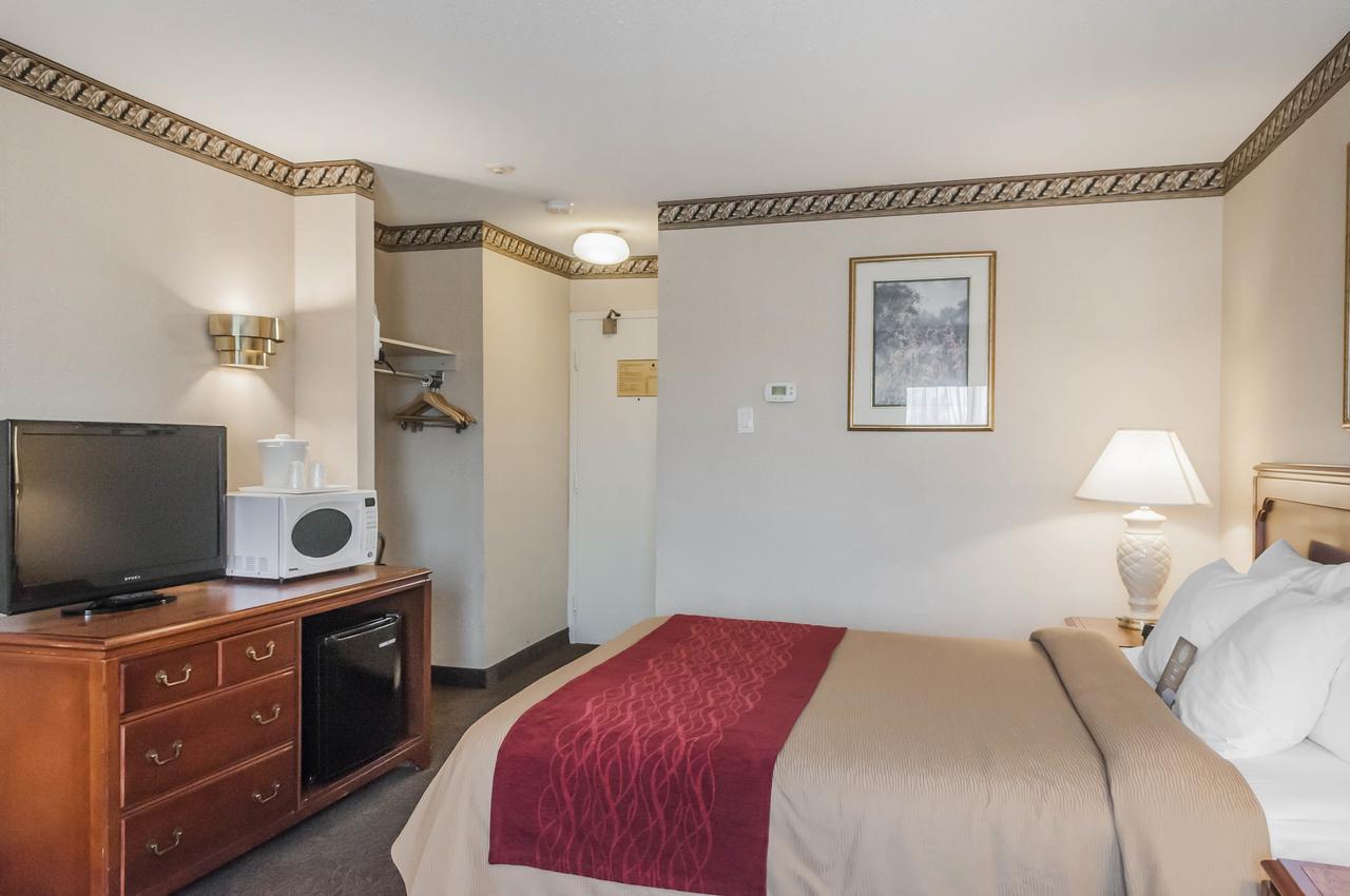 Comfort Inn Meadowvale Mississauga Dış mekan fotoğraf
