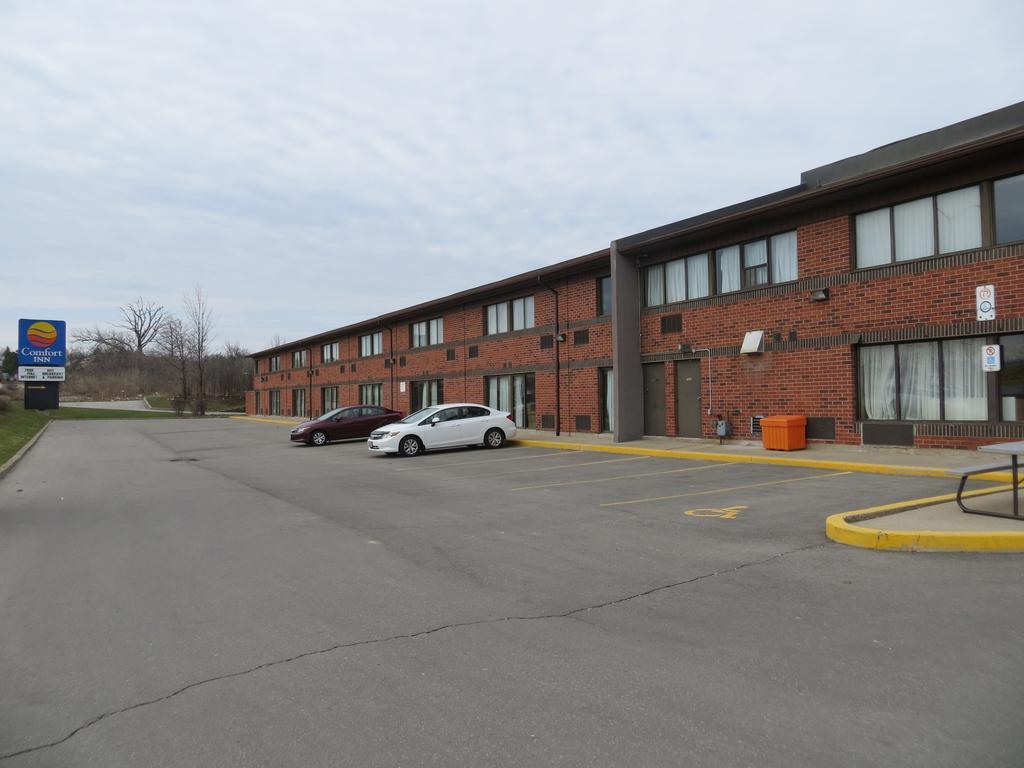 Comfort Inn Meadowvale Mississauga Dış mekan fotoğraf